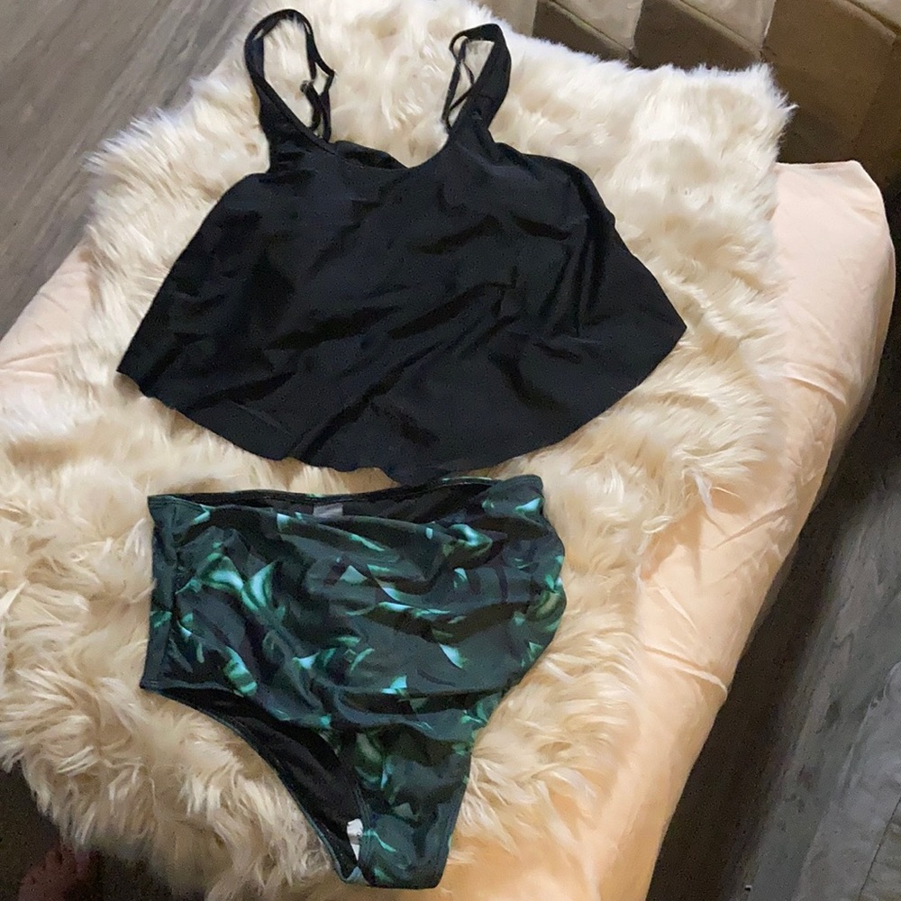 SouqFone bikini Swimsuits Ruffled Flounce Top